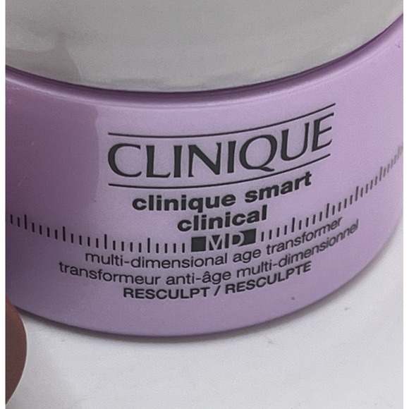 NEW Clinique 3 Piece Sample Lot. 44 Lipstick, Clinique Smart Clinical MD and Bag - Picture 4 of 9